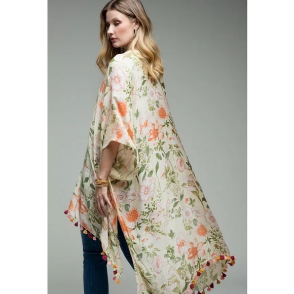 SOLD OUT Poets Garden Floral Tassel Boho Kimono Wrap - Picture 4 of 8
